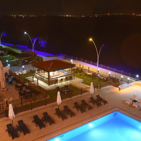 Blue Pier Hotel Kocaeli Esterno foto