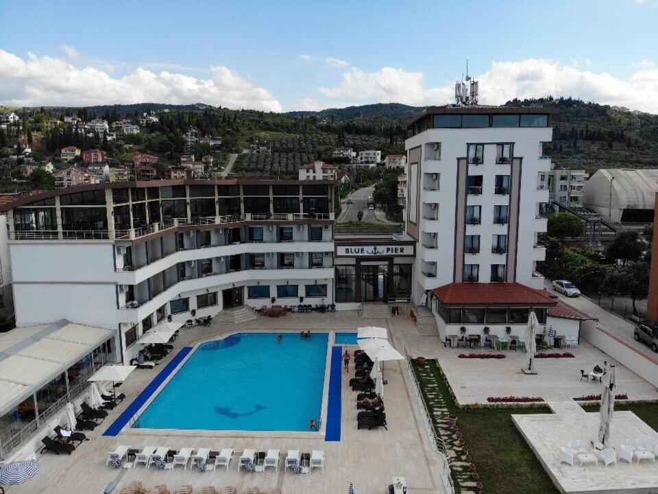 Blue Pier Hotel Kocaeli Esterno foto