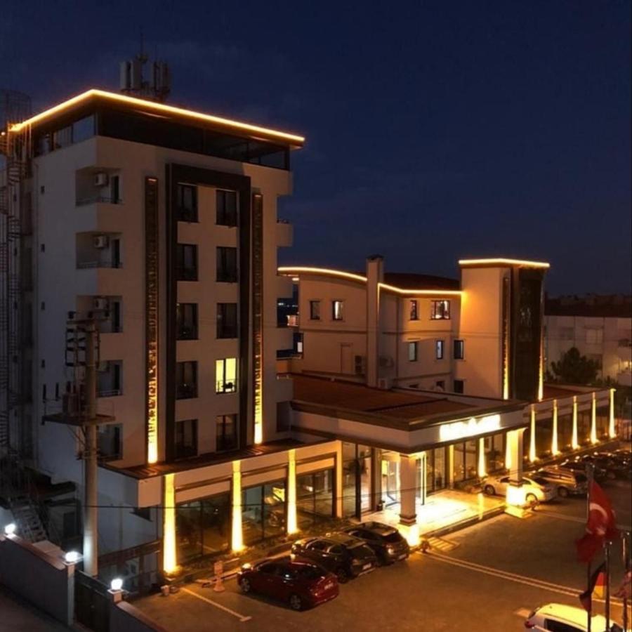Blue Pier Hotel Kocaeli Esterno foto