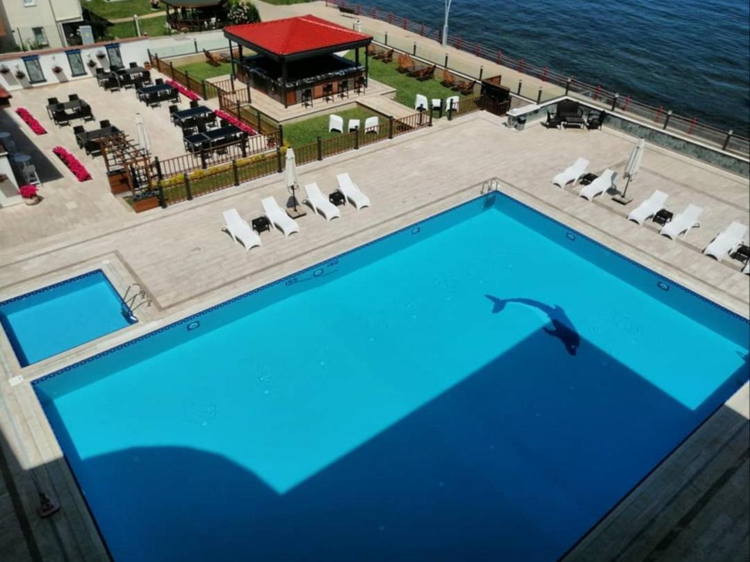 Blue Pier Hotel Kocaeli Esterno foto