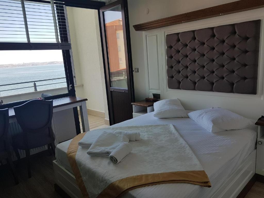 Blue Pier Hotel Kocaeli Esterno foto