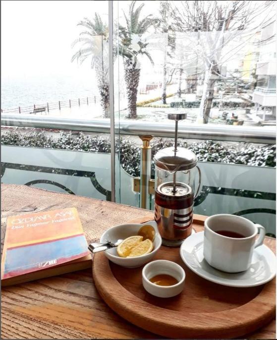Blue Pier Hotel Kocaeli Esterno foto