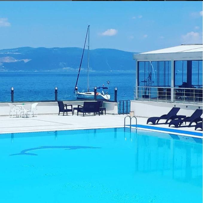 Blue Pier Hotel Kocaeli Esterno foto