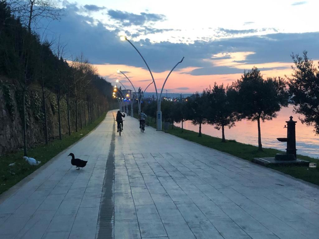 Blue Pier Hotel Kocaeli Esterno foto