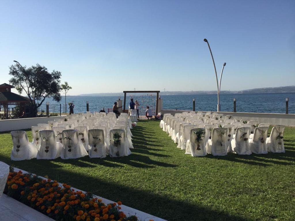 Blue Pier Hotel Kocaeli Esterno foto