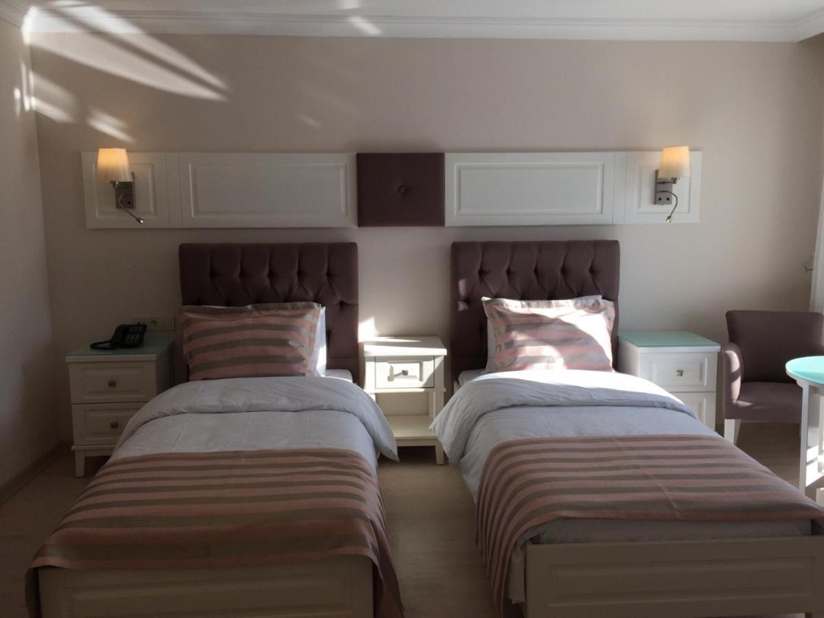 Blue Pier Hotel Kocaeli Esterno foto